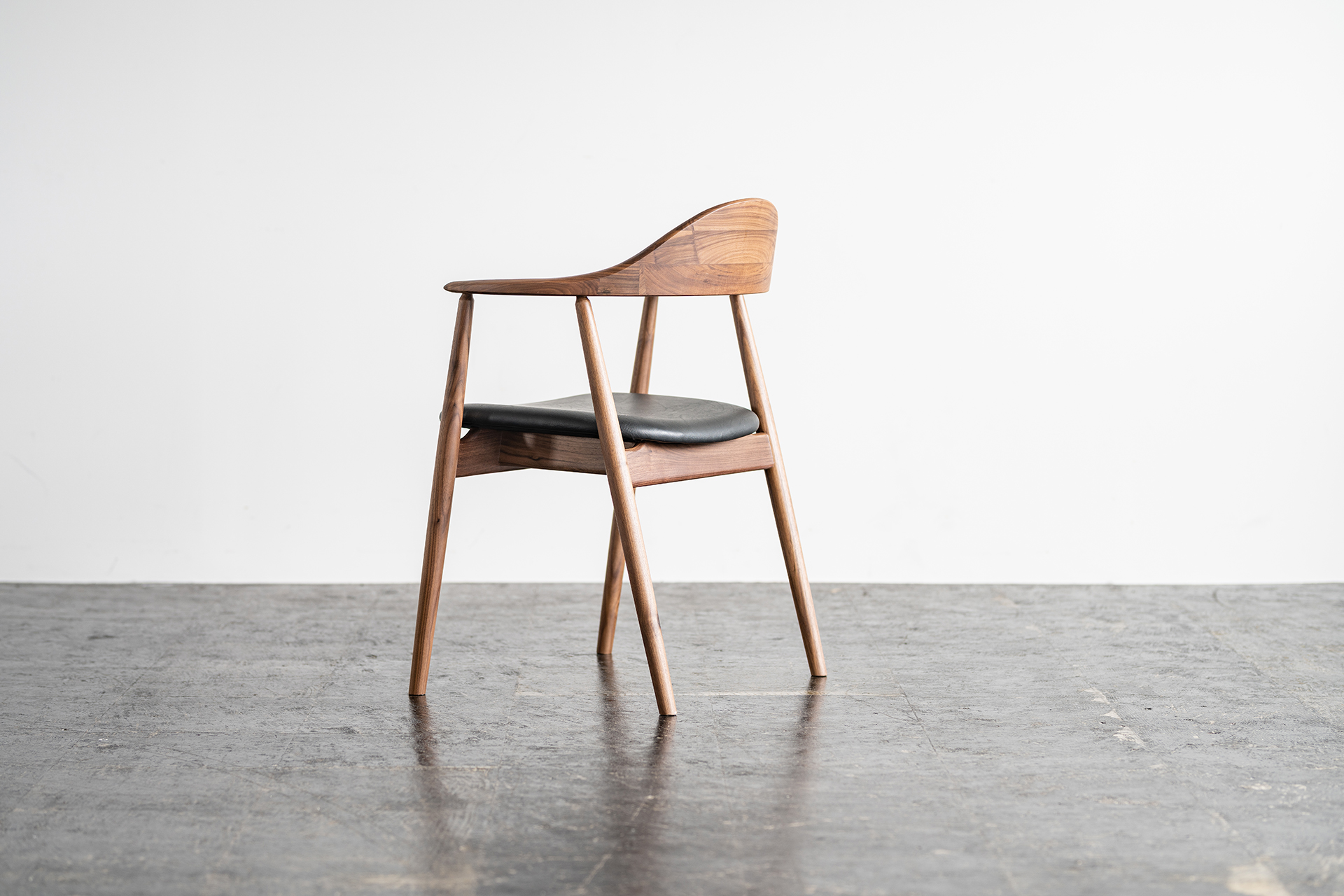 Dining Chair MANTA | NOWHERE LIKE HOME